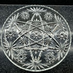 Vintage Large Heavy Glass Crystal Pinwheel Platter 13.5 Inches